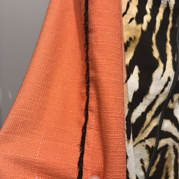 EUC Marc Cain N6 zebra coral high waist skirt w full length 2-way zipper back - Picture 8 of 8